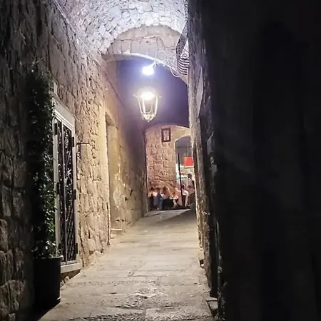 La Casetta Dei Papi - The Popes' House Apartment *